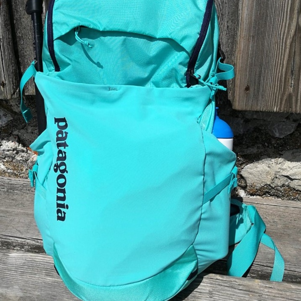 Patagonia Nine Trails Women's 26L Strait Blue NEW - Picture 8 of 8